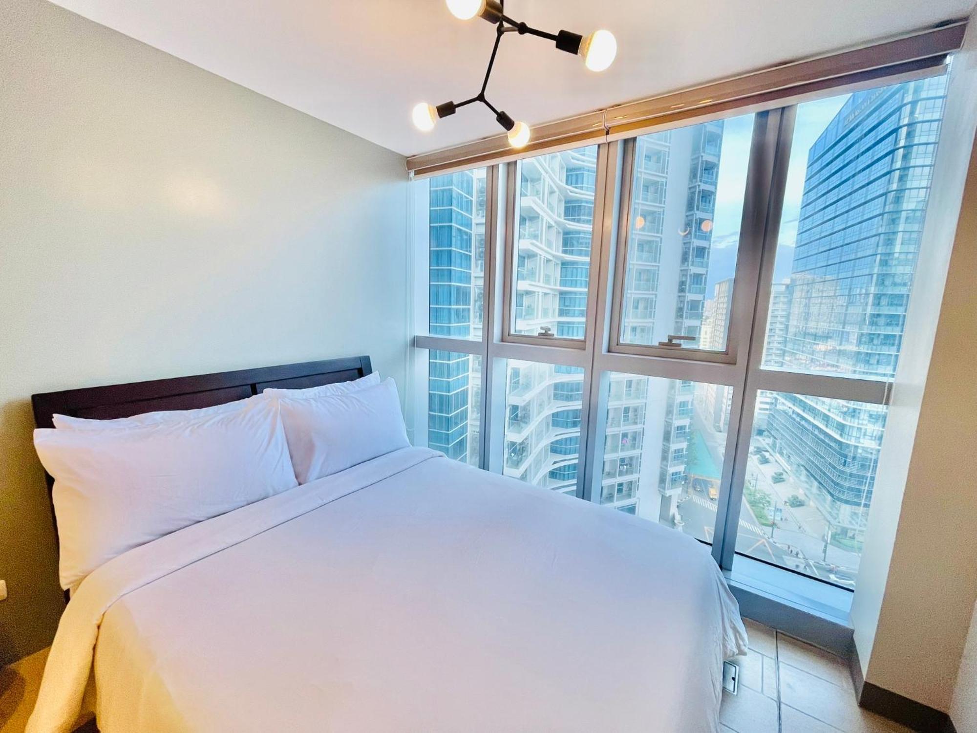 Uptown Parksuites Bgc Taguig Bagian luar foto