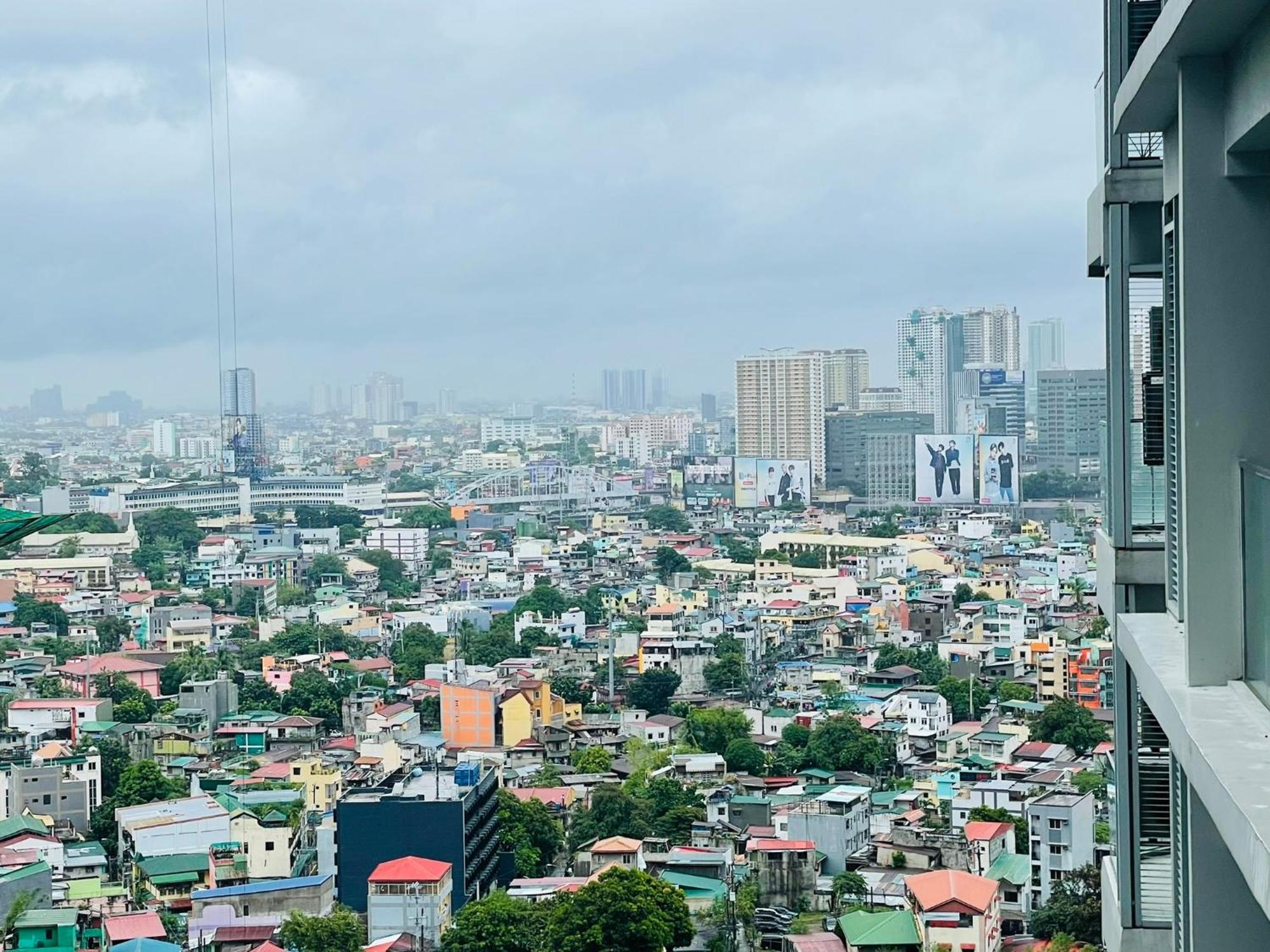 Uptown Parksuites Bgc Taguig Bagian luar foto